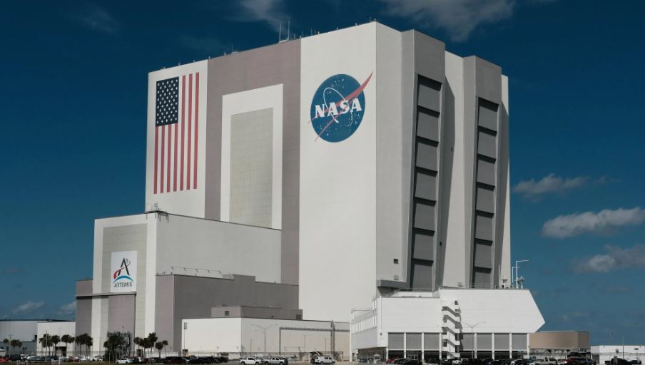 NASA verso la Luna con il fiato sospeso: Artemis 2 prova il razzo, ma la tabella scricchiola