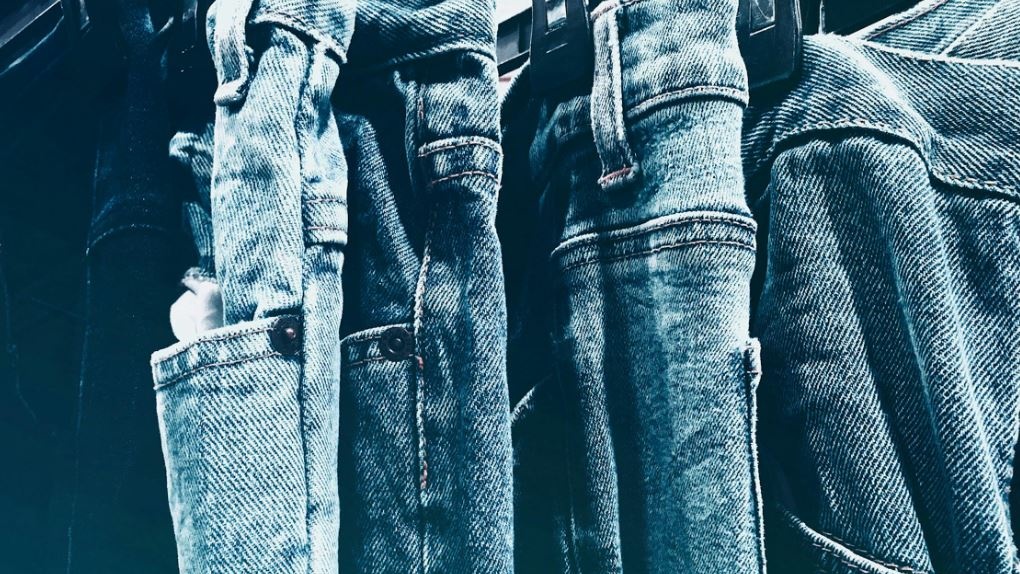Jeans in Italia: storia, tendenze moda e modelli più amati
