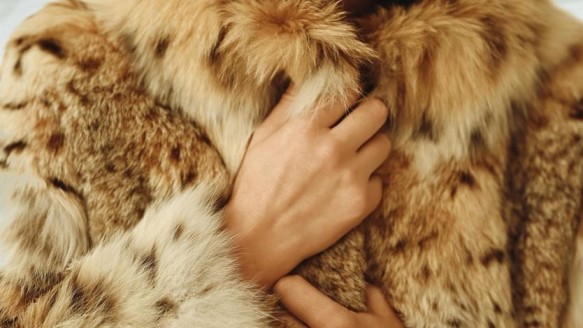 Spagna: dopo anni di censura e oblio, torna di moda la pelliccia della nonna