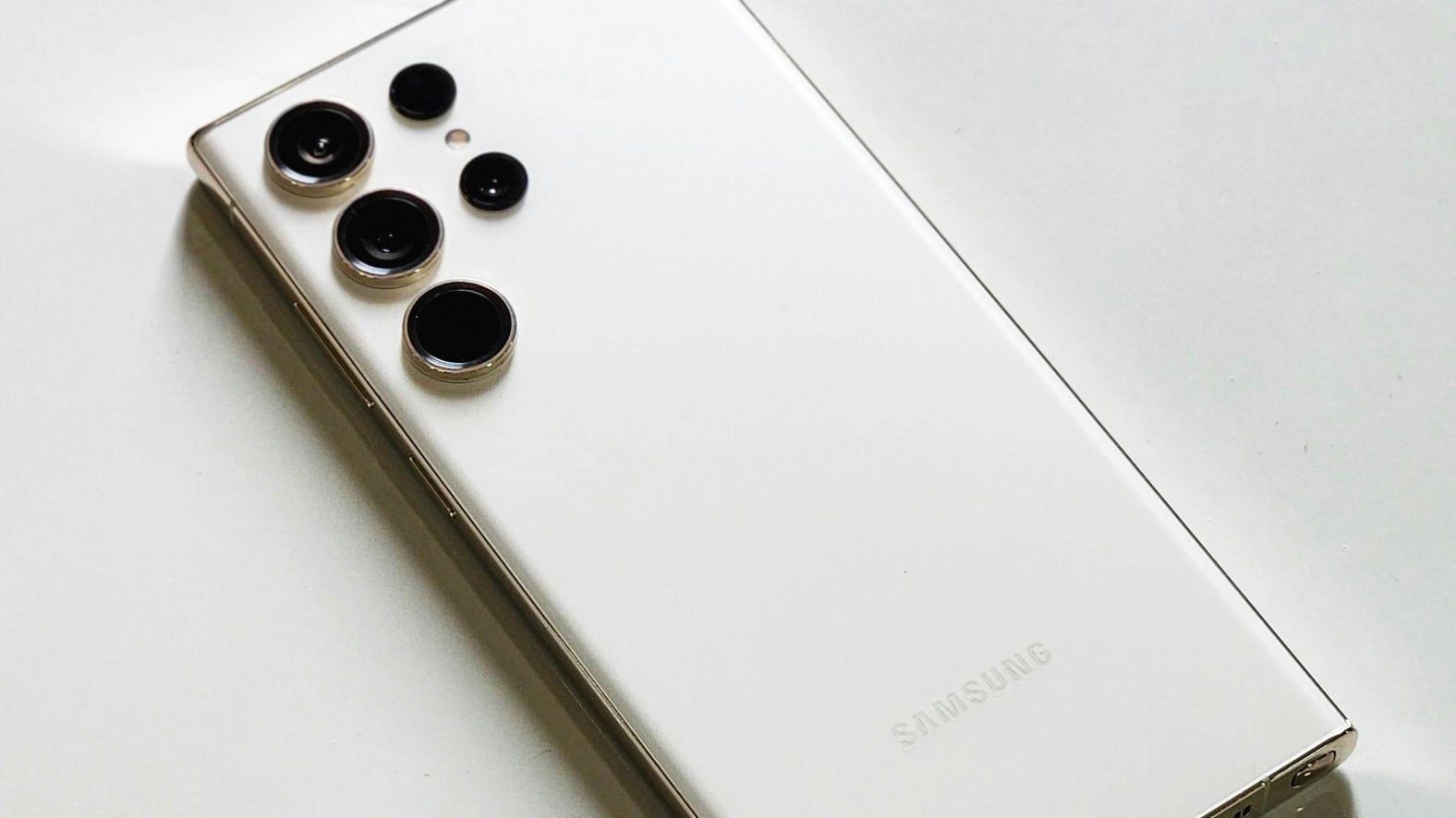 Galaxy S26, la rivoluzione AI di Samsung, lo smartphone che pensa, agisce e protegge da solo