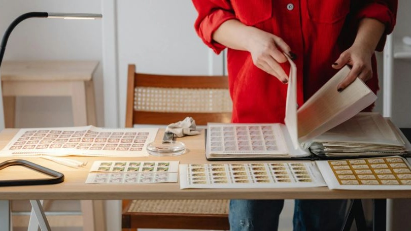 La filatelia in Italia: tra storia, collezionismo e nuovi trend