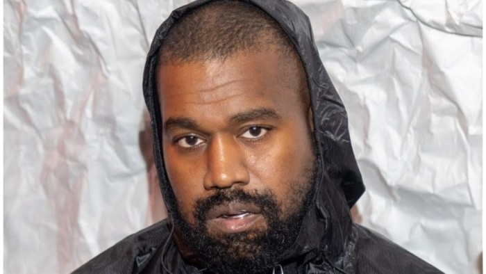 Kanye West si scusa delle sue frasi antisemite, che addebita ad una lesione al cervello