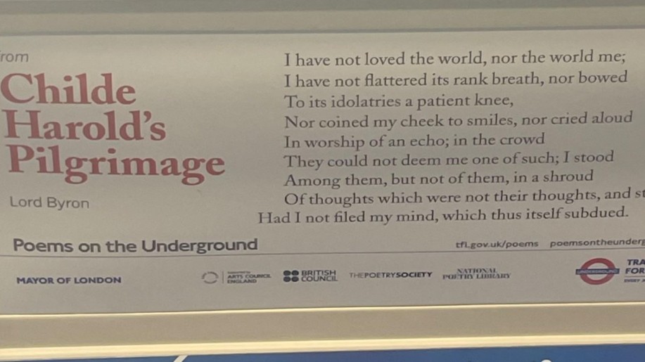 40 anni di ''Poems on the Underground'', i versi che accompagnano chi viaggia in metropolitana