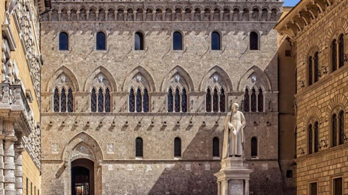 Risiko Banche: Mediobanca punta MPS e i francesi scalano il mercato