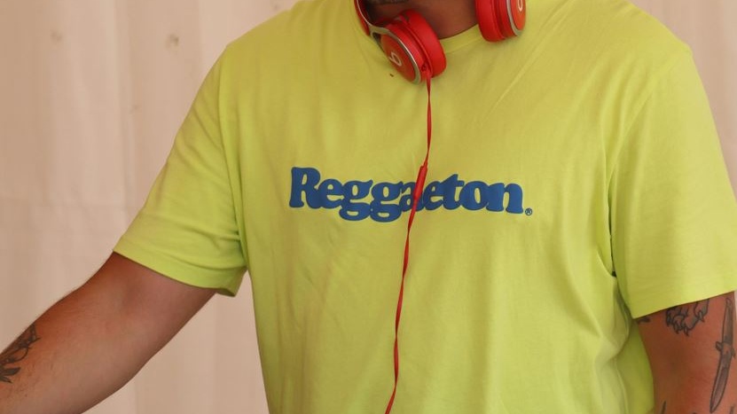Reggaetón 2025: boom globale tra nuove star, festival spettacolari e successo in Italia
