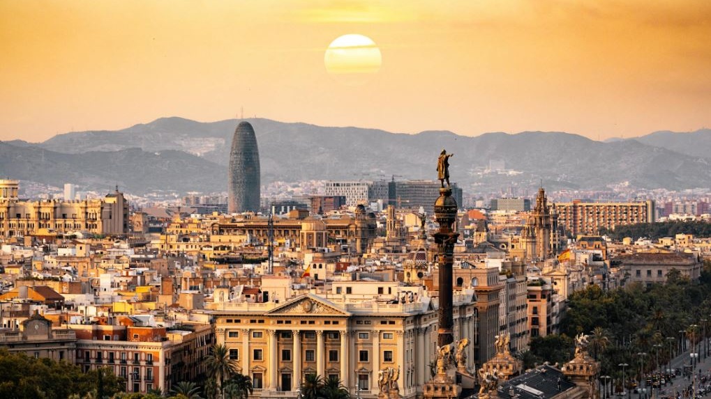 Barcellona punta sulla moda: giovane, sostenibile e creativa