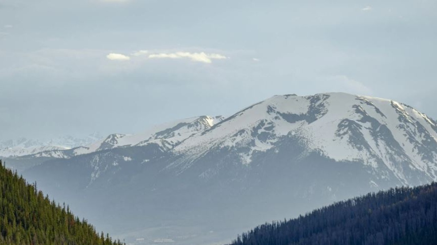 Allarme nell'Ovest degli Stati Uniti per un inverno senza neve, a rischio risorse idriche e turismo