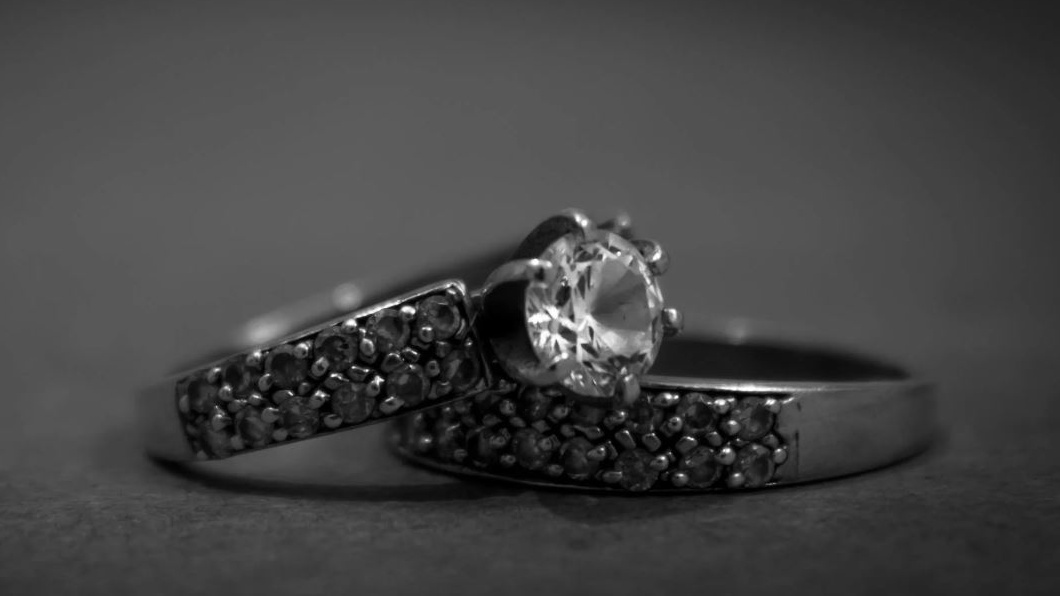 Oro e diamanti si cercano ancora?