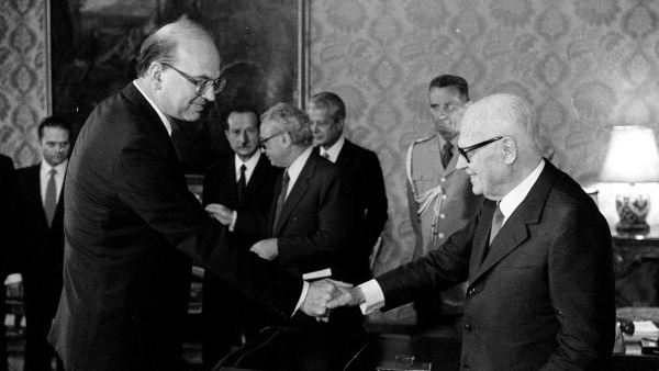 Dentro la casa di Pertini, la mansarda sopra Fontana di Trevi che racconta un Presidente fuori dal protocollo