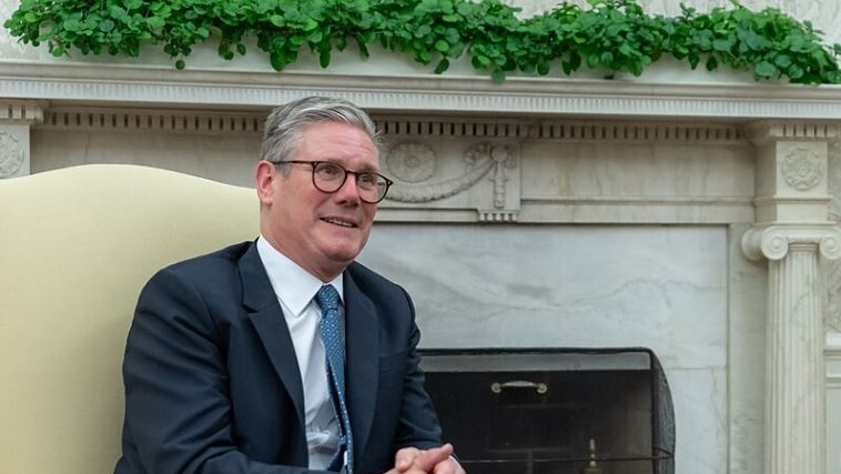 Epstein Files, Starmer mette all'angolo l'ex principe Andrea: Nessuno è sopra la legge