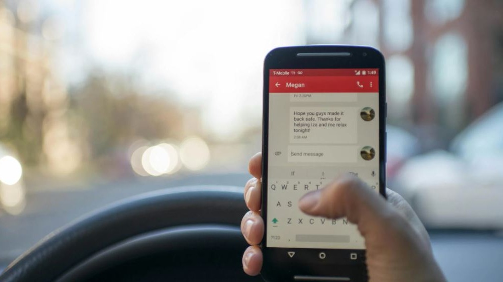 Chat Control, lo scontro in Europa: sicurezza dei minori o fine della privacy digitale?