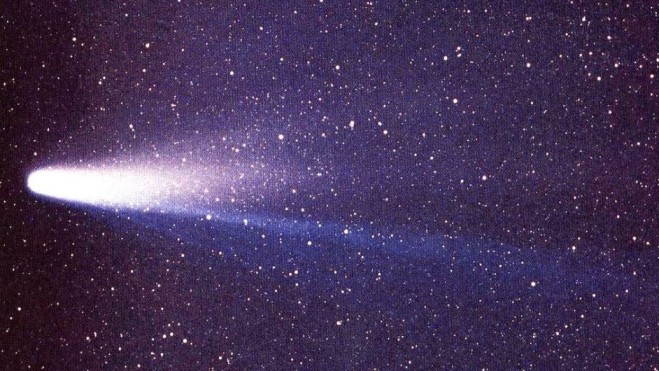 Quarant’anni dopo Halley torna a far sognare, il viaggio cosmico che unisce generazioni