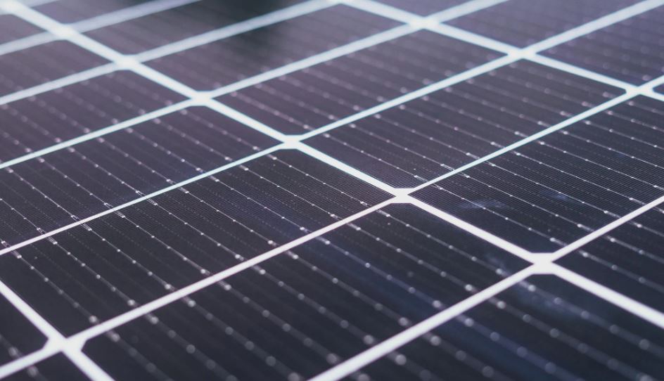 Il Regno Unito punta tutto sul sole, asta record e 4,9 GW di nuovi impianti fotovoltaici