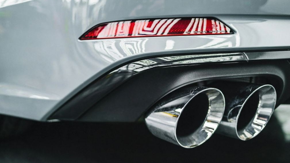 L’Europa spinge sulla mobilità a zero emissioni, oltre 600 milioni per infrastrutture di ricarica e carburanti alternativi