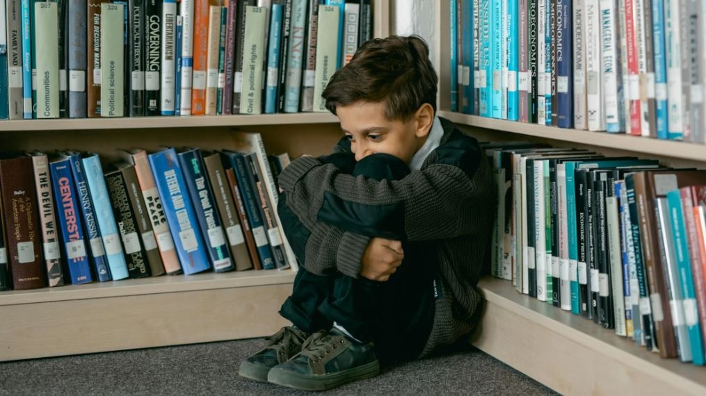 Bullismo: cambiamenti del comportamento e isolamento i segnali del disagio da non sottovalutare