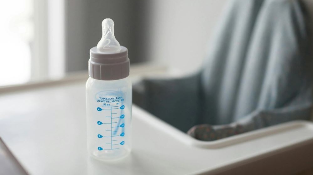 Neonati, rischio gastroenteriti: richiamo globale per cereulide