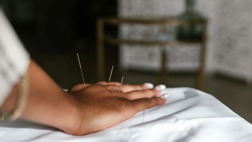 Benessere a 360 gradi: perché la medicina olistica conquista sempre più spazio nella cura moderna