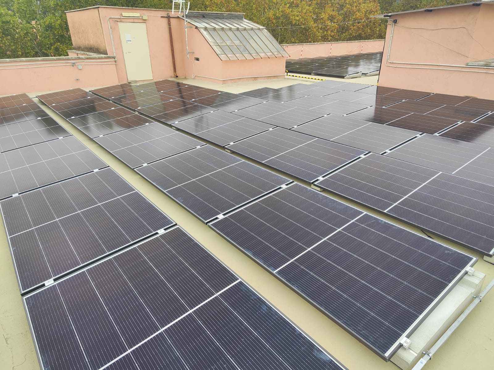 Un anno di CER Le Vele: risparmio energetico e impatto sociale a Roma