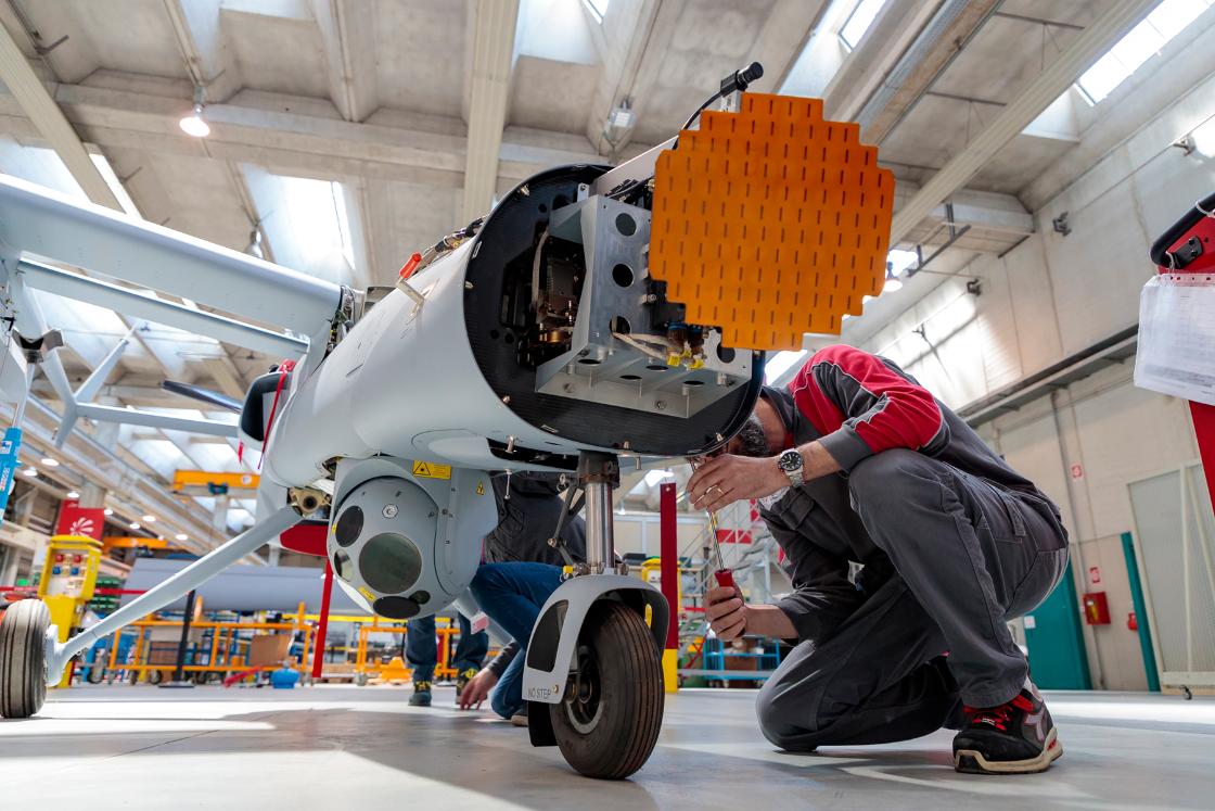 Importante traguardo per il radar Gabbiano: consegnato il 100esimo radar della famiglia