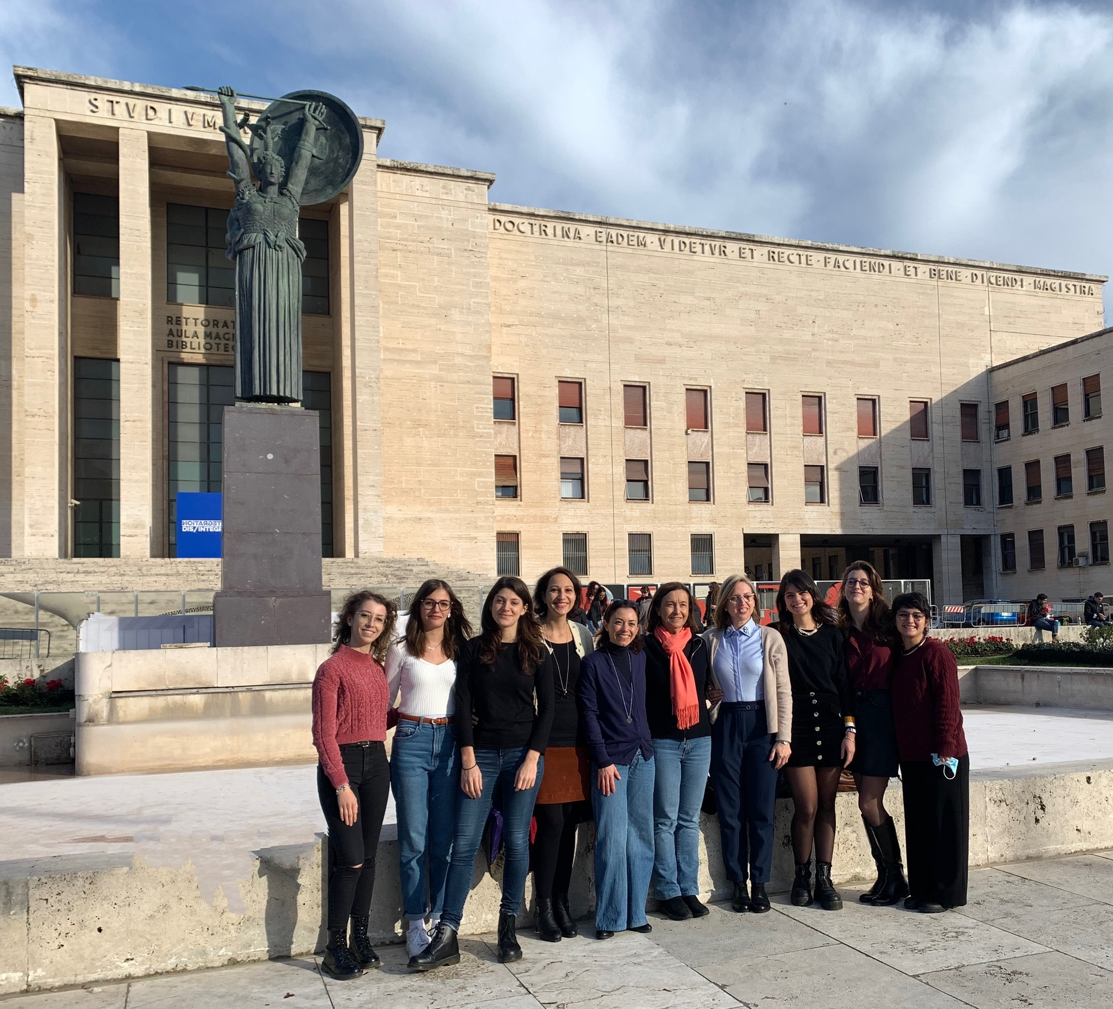 Un Asteroide colpirà i tumori del seno e della tiroide