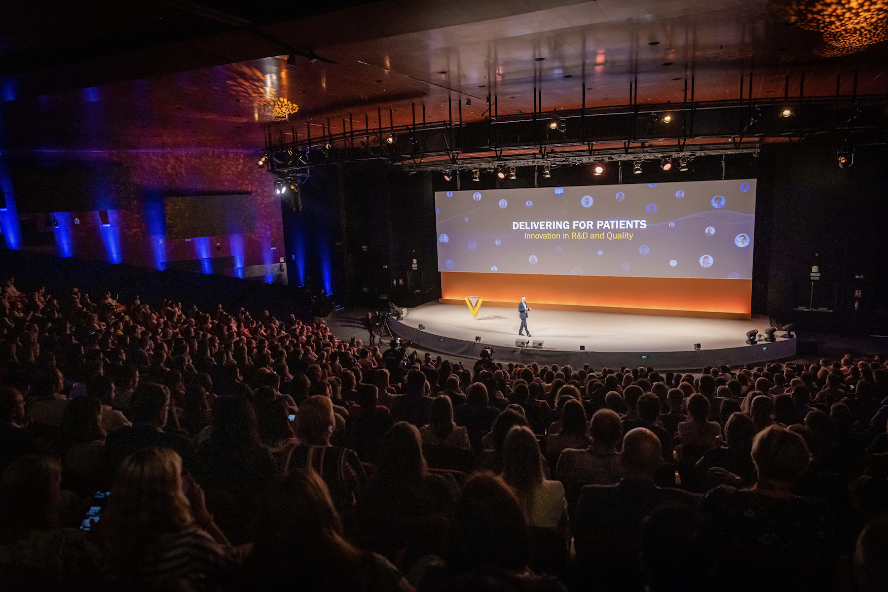 VEEVA SI ESPANDE: I NUOVI SERVIZI R&D