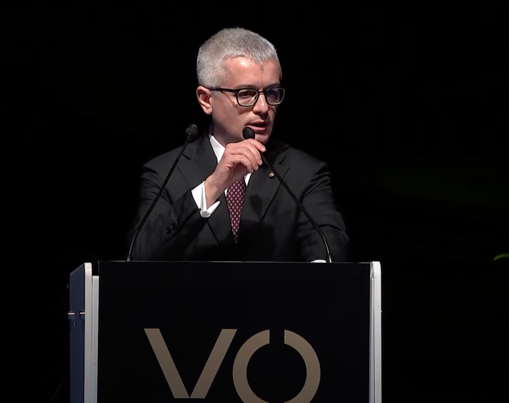 REVISIONI ISTAT ALZANO LA DINAMICA DEL PIL MA LA CONGIUNTURA RESTA NEGATIVA