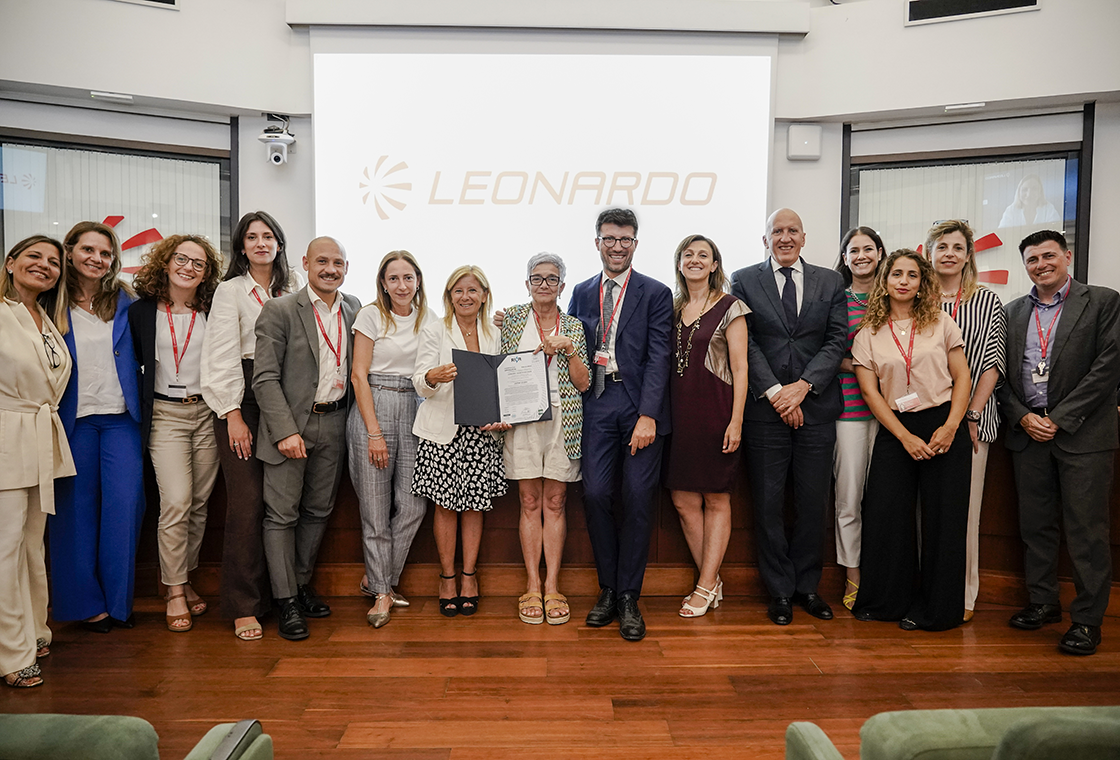 LEONARDO OTTIENE LA CERTIFICAZIONE PER LA PARITÀ DI GENERE