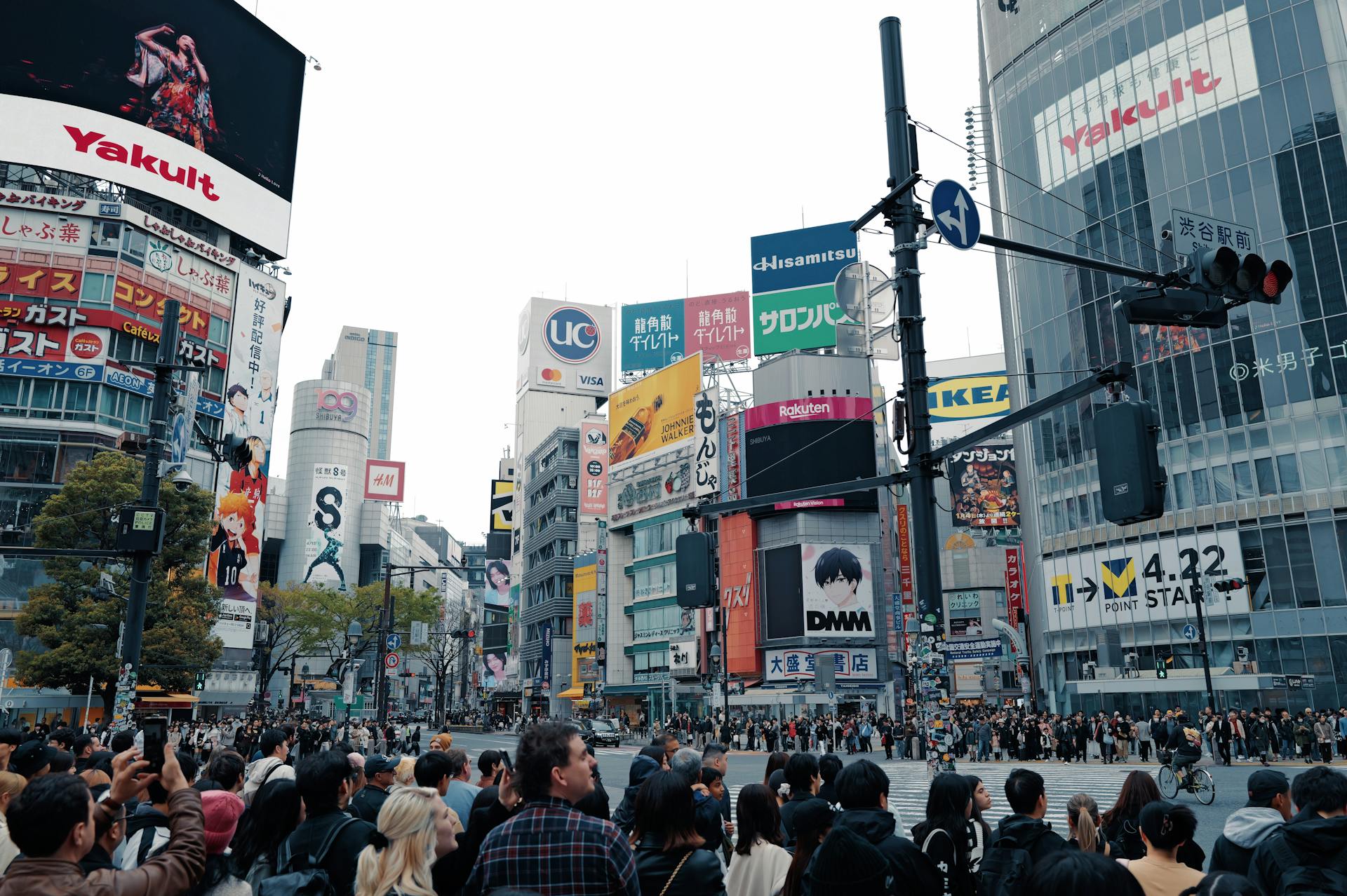 LO YEN SPIEGA “LA SVALUTAZIONE DELLA MONETA”