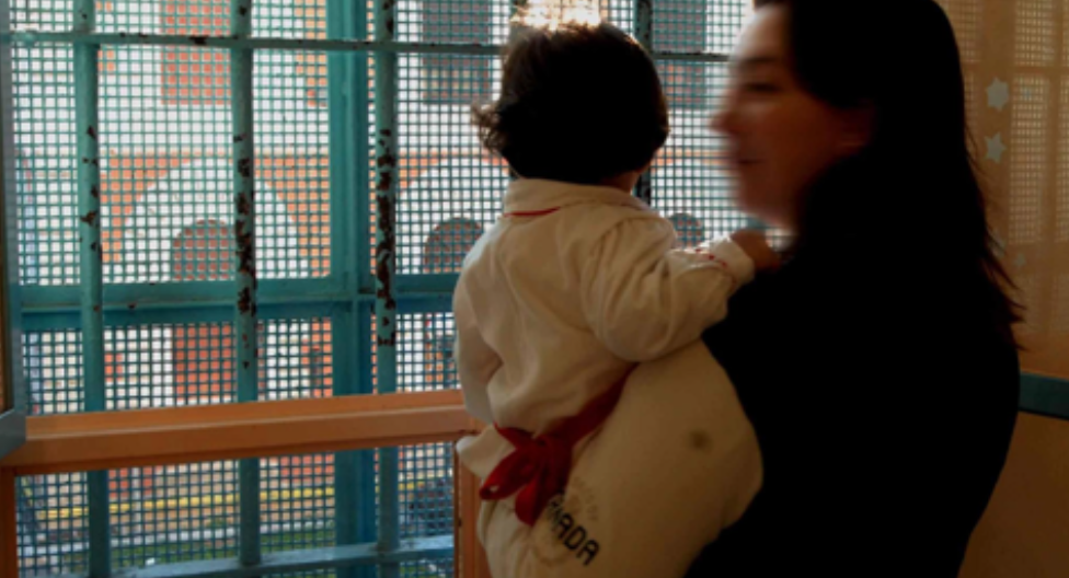 Maternità nelle carceri: la detenzione femminile in Italia