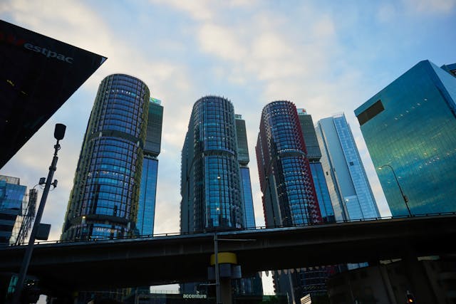 AZIONARIO: SETTORI DI CRESCITA PER IL 2025