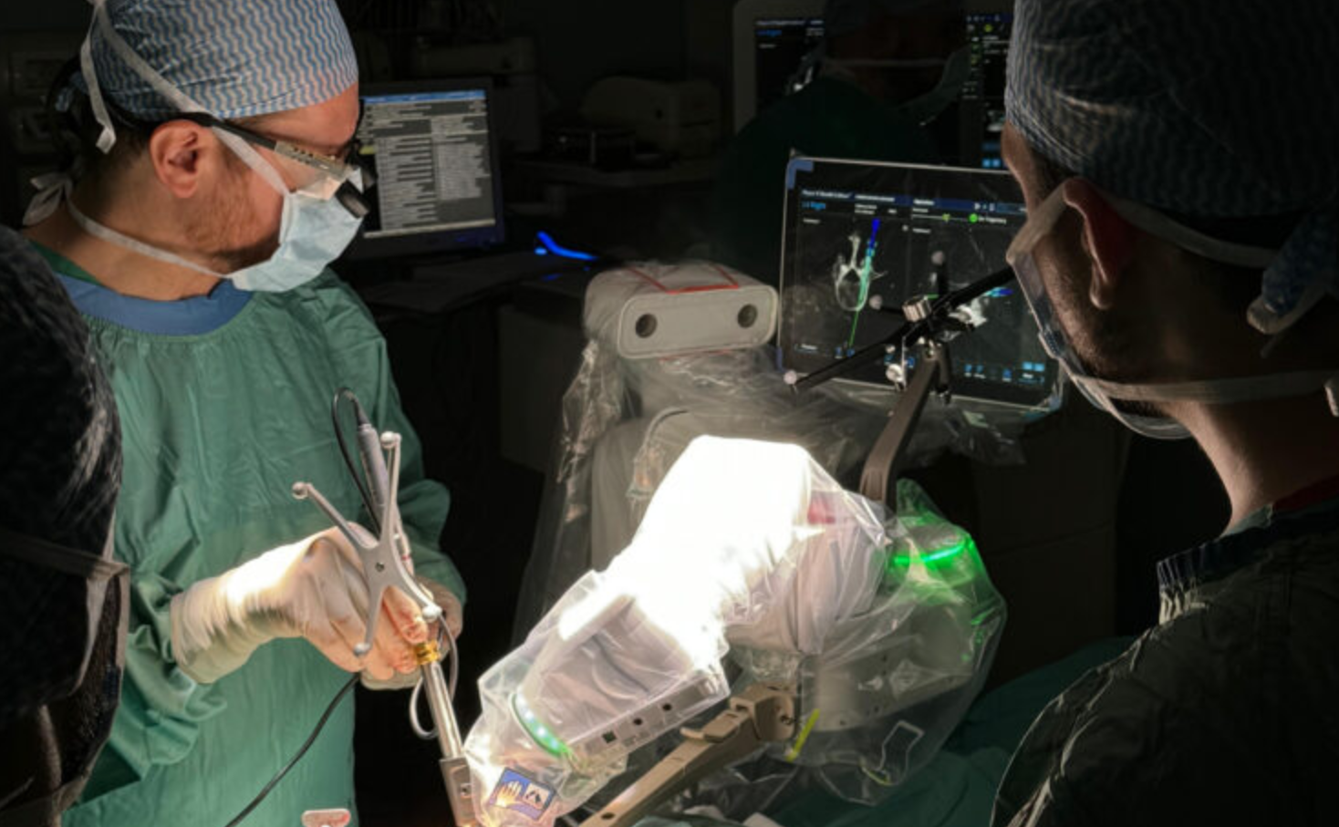 Neurochirurgia spinale robotica al Gemelli: primo intervento in Europa