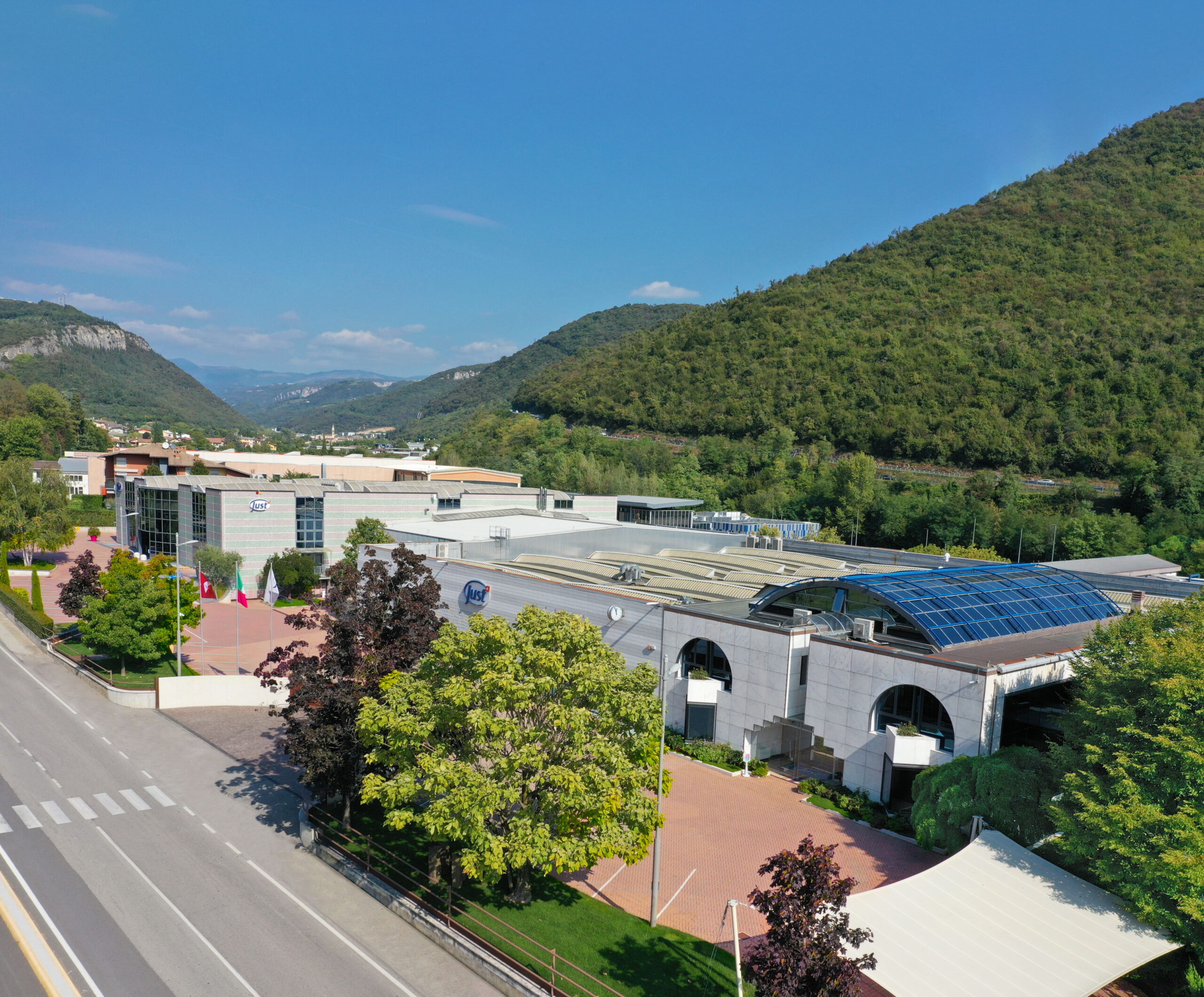 Adolescenti a rischio, Fondazione Just Italia sostiene il progetto “Una mano per la vita”