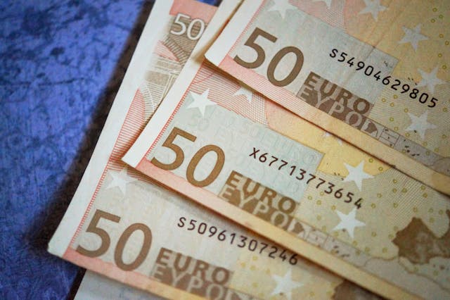 RIUNIONE BCE: IL PROBLEMA È IL CAMBIO EURO/DOLLARO